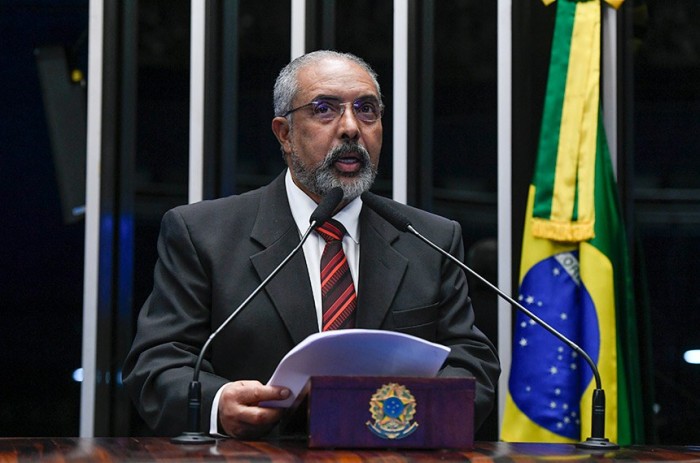Paim destaca investimentos da Petrobras em refinarias do Rio Grande do Sul
