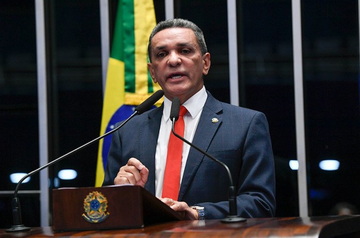 Mecias de Jesus critica visita de Nicolás Maduro ao Brasil