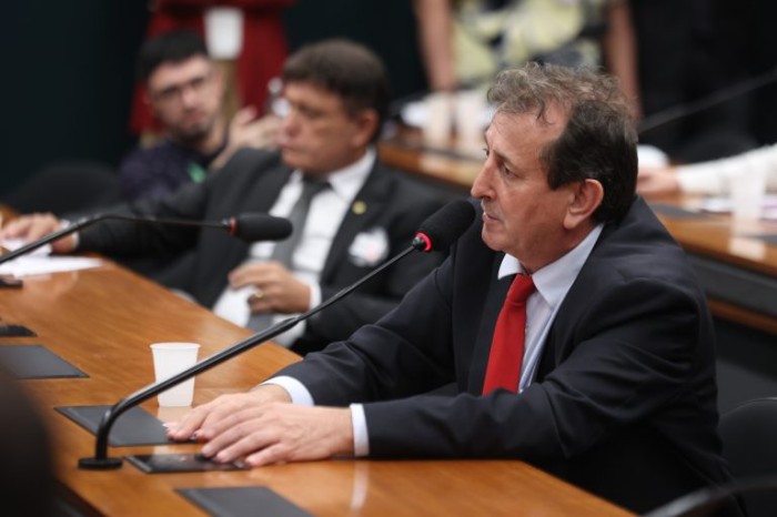 Comissão debate impactos dos agrotóxicos no Cerrado