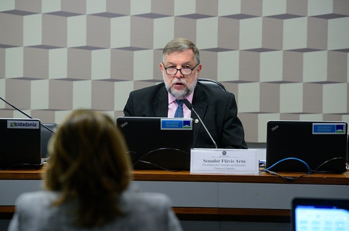 CE vai debater educação especial no novo Plano Nacional de Educação
