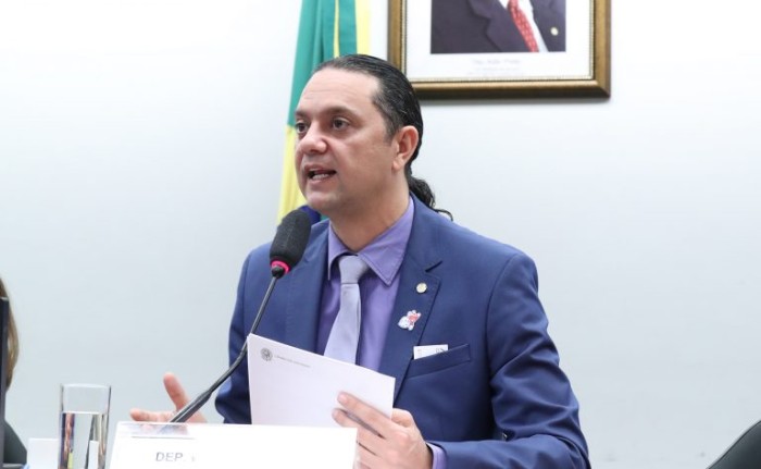 Comissão discute desafios regionais de combate ao câncer