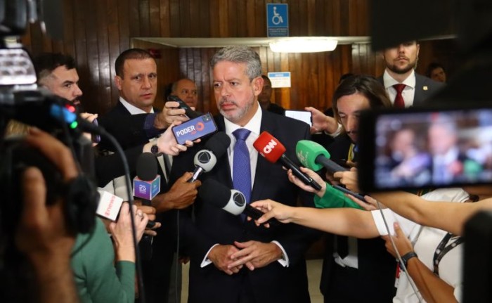 Lira vai se reunir com governadores nesta quinta para debater reforma tributária