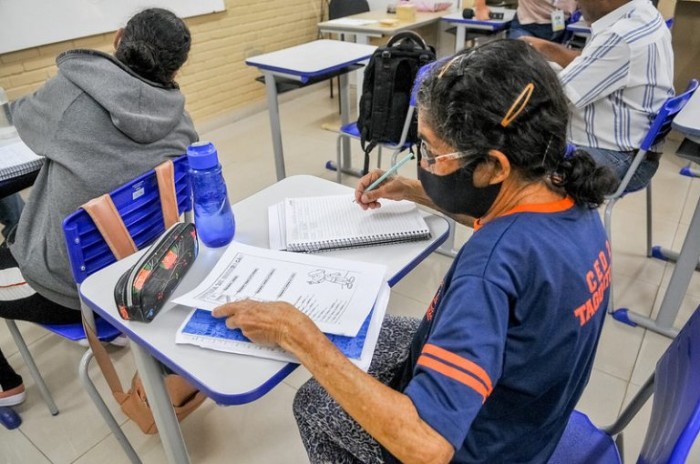 Comissão promove audiência sobre a educação da população idosa