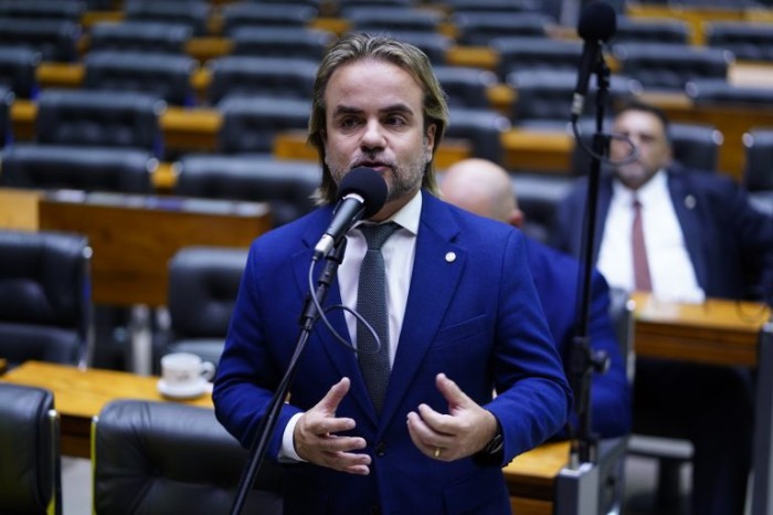 Projeto prevê ressarcimento de gastos de agentes de segurança pública que atuarem durante folga