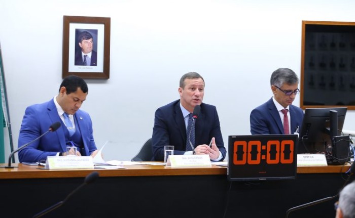 Deputados pedem mais recursos e melhorias na política de enfrentamento aos crimes nas fronteiras do País