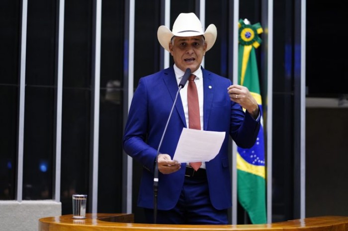 Projeto isenta IPI da compra de cadeira de rodas por pessoas com deficiência de mobilidade
