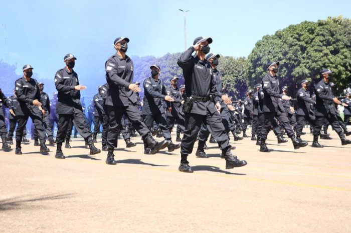 Medida provisória reajusta salários de policiais civis e militares e bombeiros militares do DF