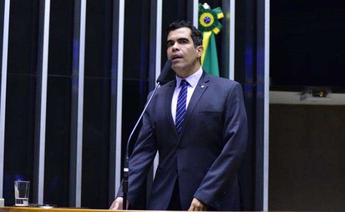 Projeto fixa regras para gestão de patrimônio de crianças e adolescentes artistas