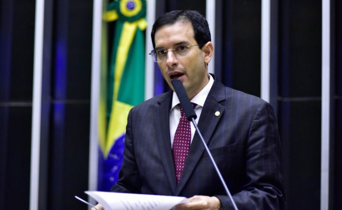 Comissão aprova projeto que isenta de IOF nos empréstimos as pessoas idosas ou com deficiência