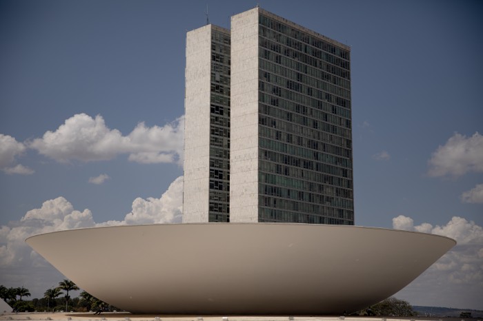 Minirreforma eleitoral e Desenrola são destaque da semana na Câmara
