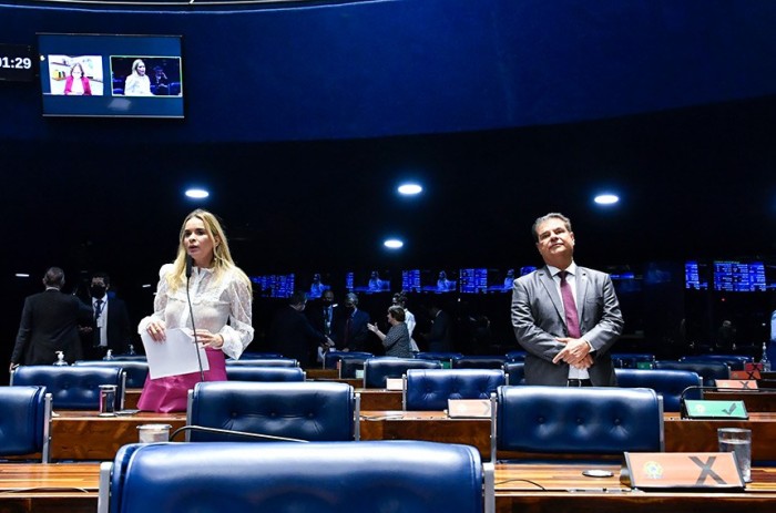 PEC do processamento de plasma humano está na pauta da CCJ