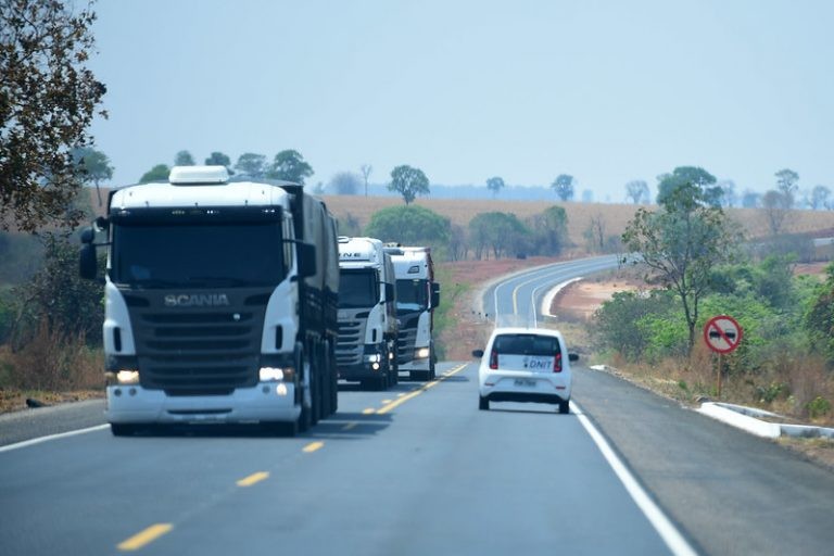 Comissão de Trabalho promove seminário sobre transporte de cargas