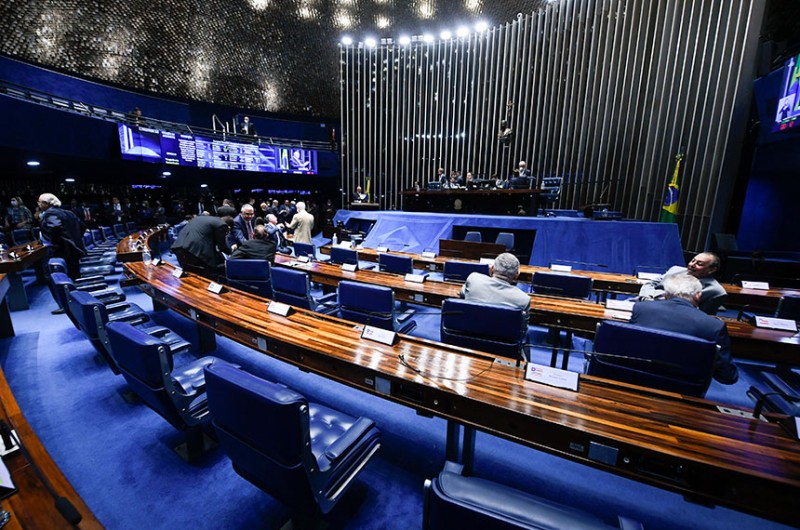 Plenário vota projeto que regulamenta telessaúde nesta terça-feira