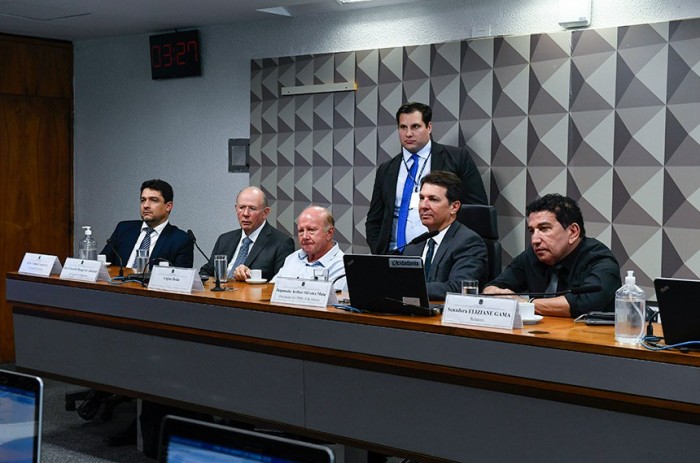 CPMI: oposicionistas defendem suspeito de financiar atos golpistas