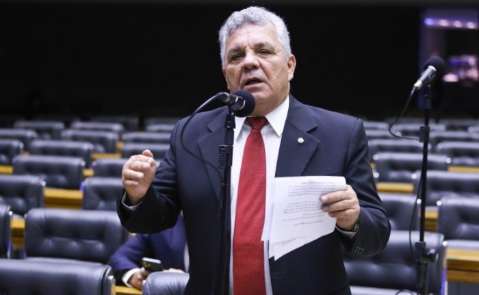 Projeto em análise na Câmara regulamenta carros autônomos no Brasil