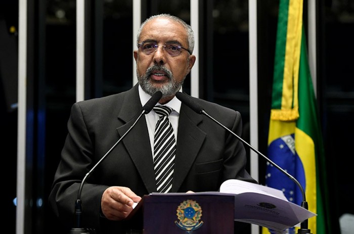 Paim lamenta mortes em conflito Hamas-Israel