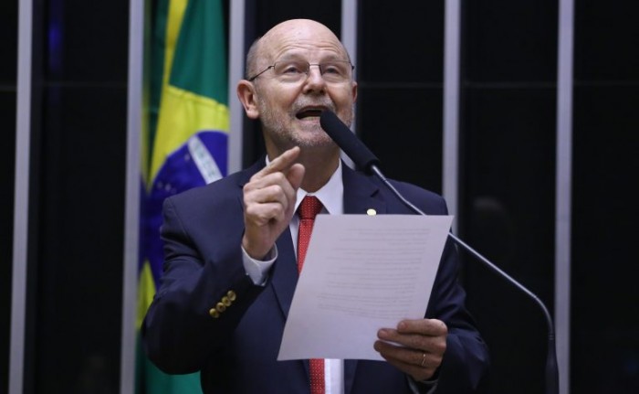 Comissão de Orçamento debate 