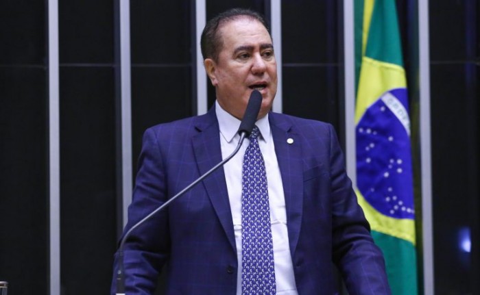 Projeto define valores mínimos mensais para bolsas de estágio