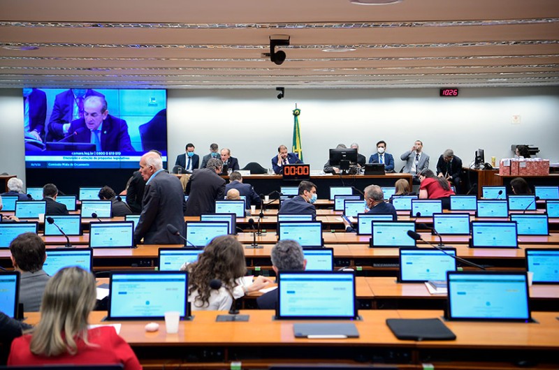 CMO destina R$ 380 milhões extras para a Petrobras