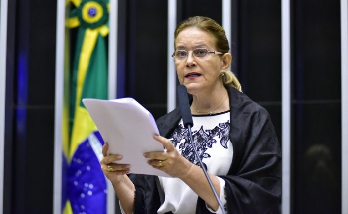 Câmara aprova acesso a fisioterapia pelo SUS para pacientes após tratamento de câncer de mama