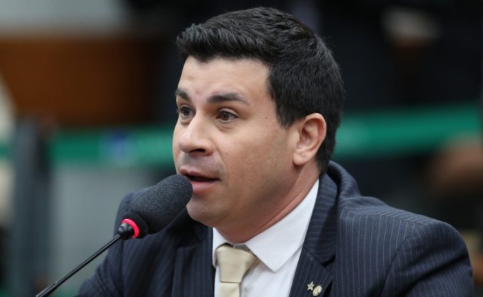 Comissão aprova regulamentação de política nacional de economia solidária