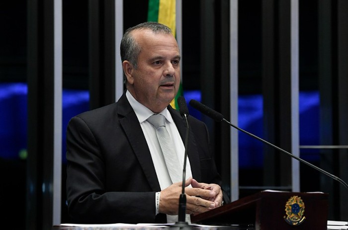Marinho critica anúncio do país entrar na Opep durante evento da COP 28