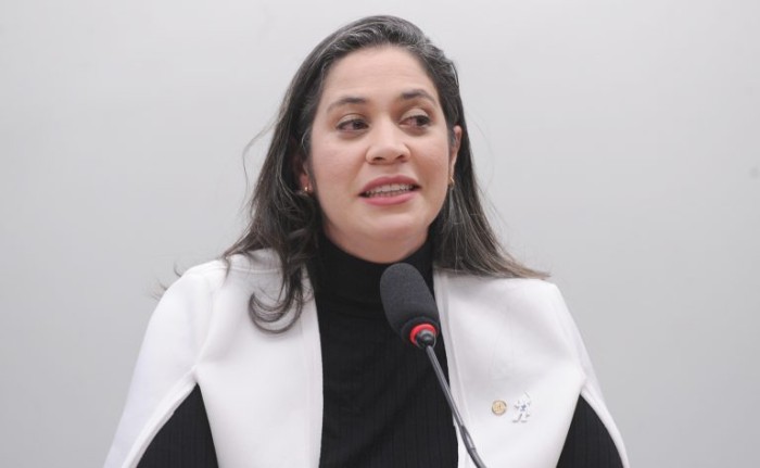 Câmara aprova uso de tornozeleira eletrônica para agressor de mulheres