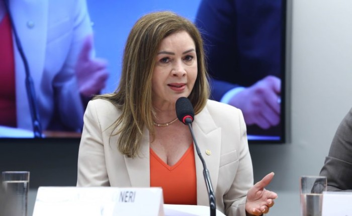 Comissão aprova piso salarial do magistério para professores de educação infantil
