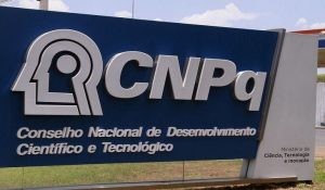 Gabinete de Transição pede reajuste de bolsas de pesquisa para relator setorial do Orçamento de 2023