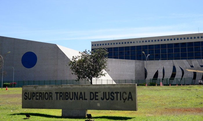 STJ multa sindicato dos auditores da Receita em R$ 1,3 mil