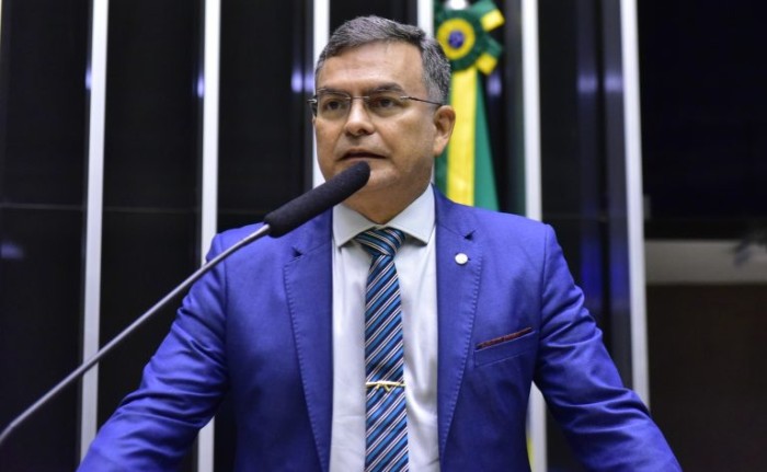 Comissão aprova projeto que criação serviço para localizar idosos desaparecidos
