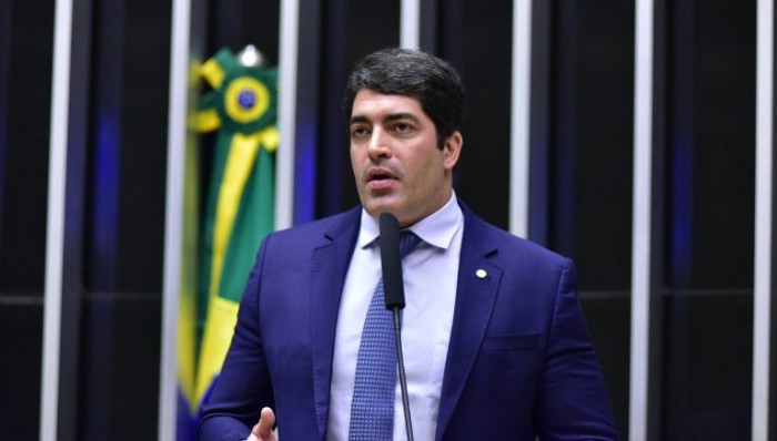 Comissão aprova projeto que cria política de recuperação de cursos de água urbanos