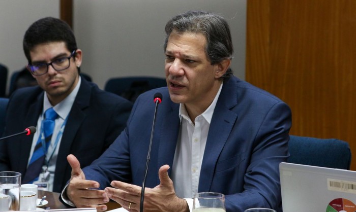 Agricultura vai querer voltar para mercado de carbono, diz Haddad