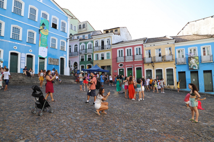 Setur-BA prevê 6,5 milhões de turistas no verão baiano 2023/2024