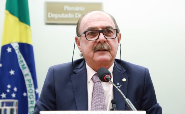 Comissão aprova projeto que prevê distribuição gratuita de remédios para depressão e ansiedade