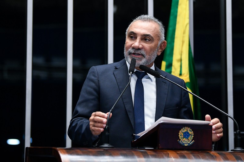 Telmário faz balanço de seus oito anos de mandato