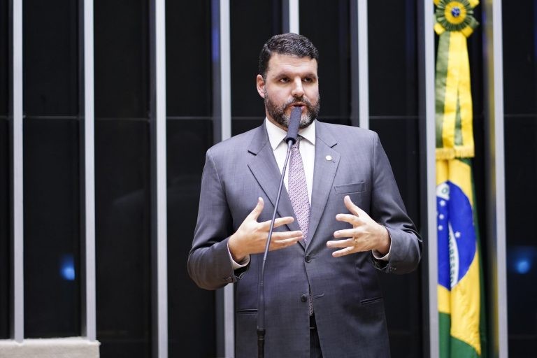 Comissão aprova projeto que regulamenta a clonagem de animais domésticos de interesse zootécnico