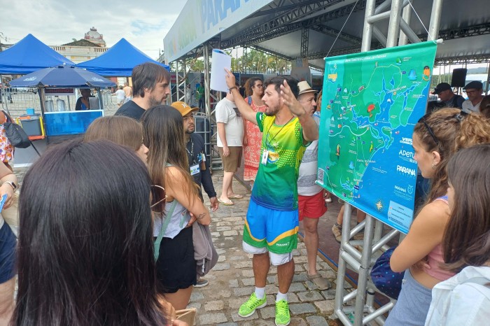 Passeios pelo Litoral e culinária caiçara fisgam turistas dos cruzeiros marítimos