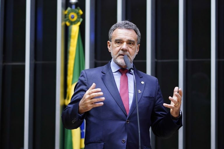 Comissão debate possível fechamento da Companhia Metalúrgica Paranapanema