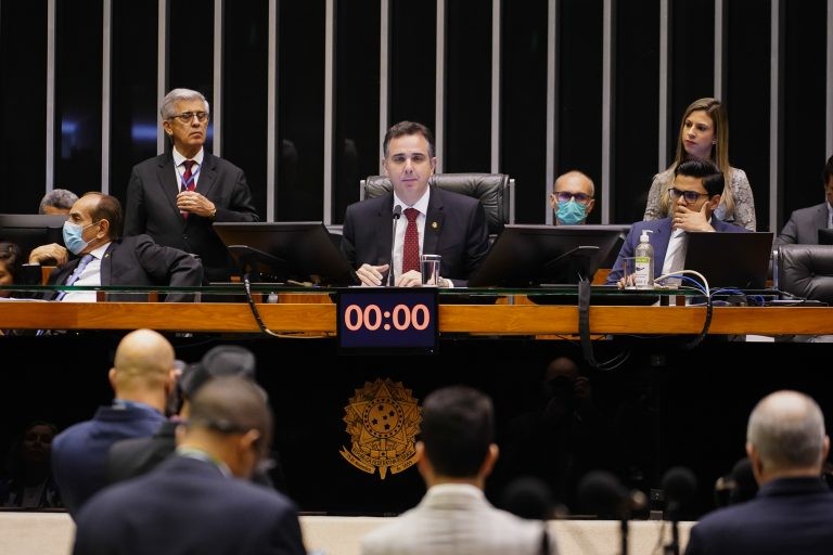 Congresso aprova regras para garantir transparência das emendas de relator no Orçamento