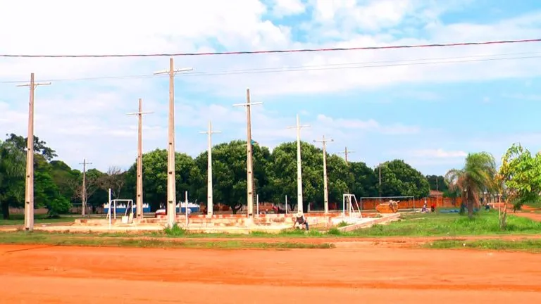 Prefeitura de Guajará-Mirim moderniza quadras esportivas e revitaliza praças