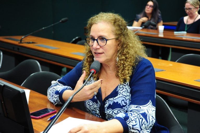 Projeto suspende nova regra para acesso a medicamentos do Farmácia Popular