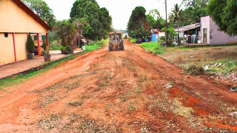 Prefeitura de Guajará-Mirim realiza Operação de Limpeza no bairro Cristo Rey