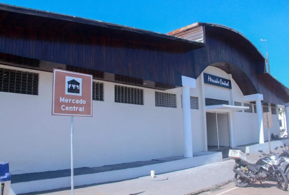 Placas de sinalização turística começam a ser instaladas em Rondônia