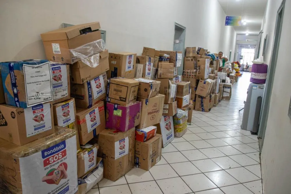 Prédio do Relógio permanece ponto de coleta para doações ao Rio Grande do Sul