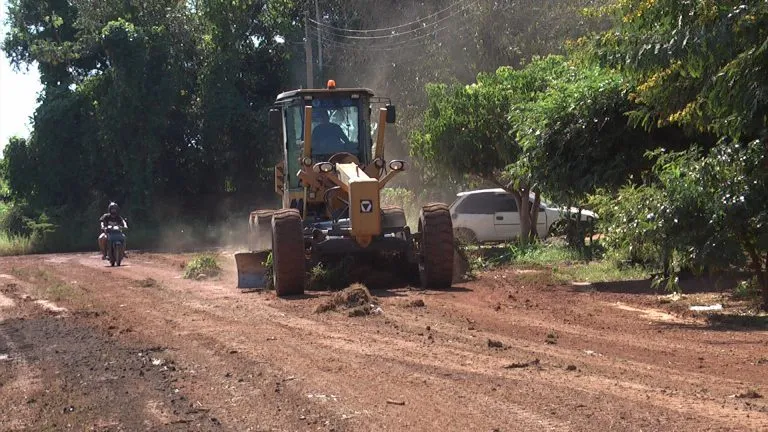 Prefeitura realiza mega operação de Limpeza no bairro Triângulo