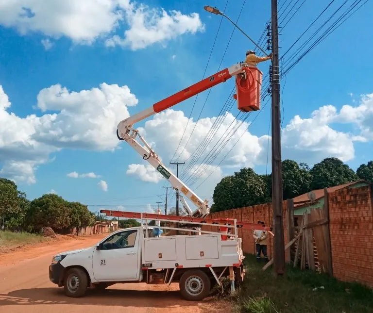 Prefeitura de Guajará-Mirim intensifica manutenção da iluminação pública
