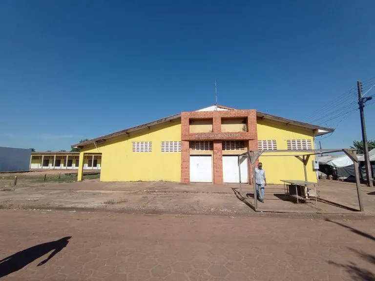 Prefeitura de Guajará-Mirim inicia modernização das barracas do Mercado Público Municipal