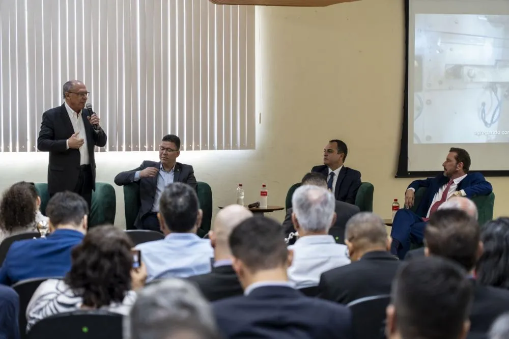 Prefeitura de Porto Velho participa de encontro do vice-presidente Geraldo Alckmin com empresários