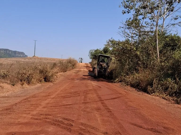 Prefeitura de Guajará-Mirim intensifica recuperação de estradas vicinais